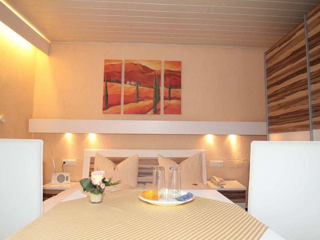 Hotel Irene Bad König Екстериор снимка