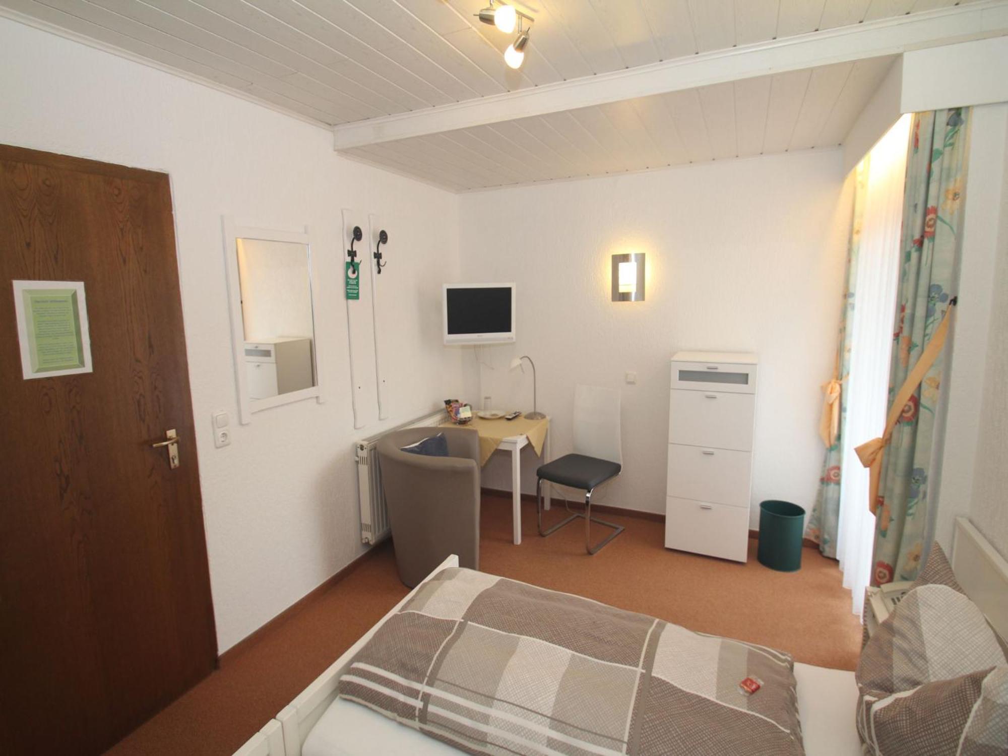 Hotel Irene Bad König Екстериор снимка