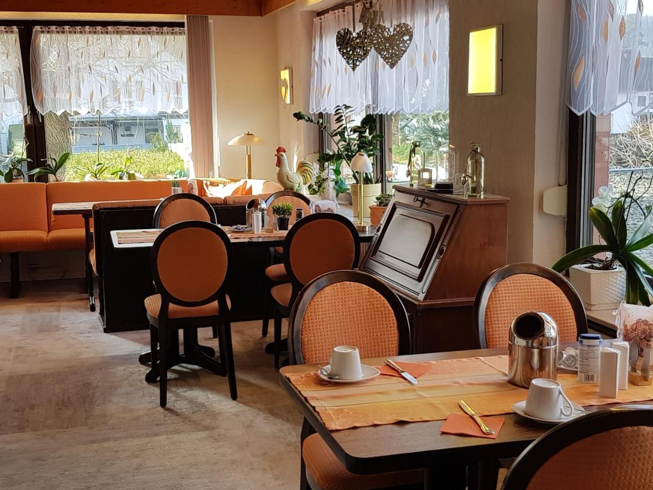 Hotel Irene Bad König Екстериор снимка