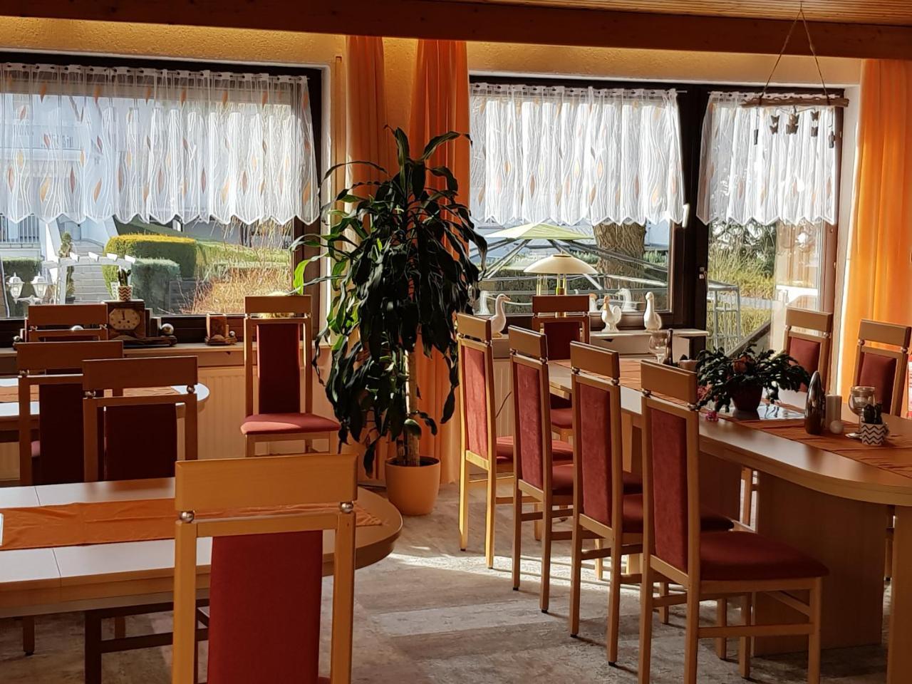 Hotel Irene Bad König Екстериор снимка