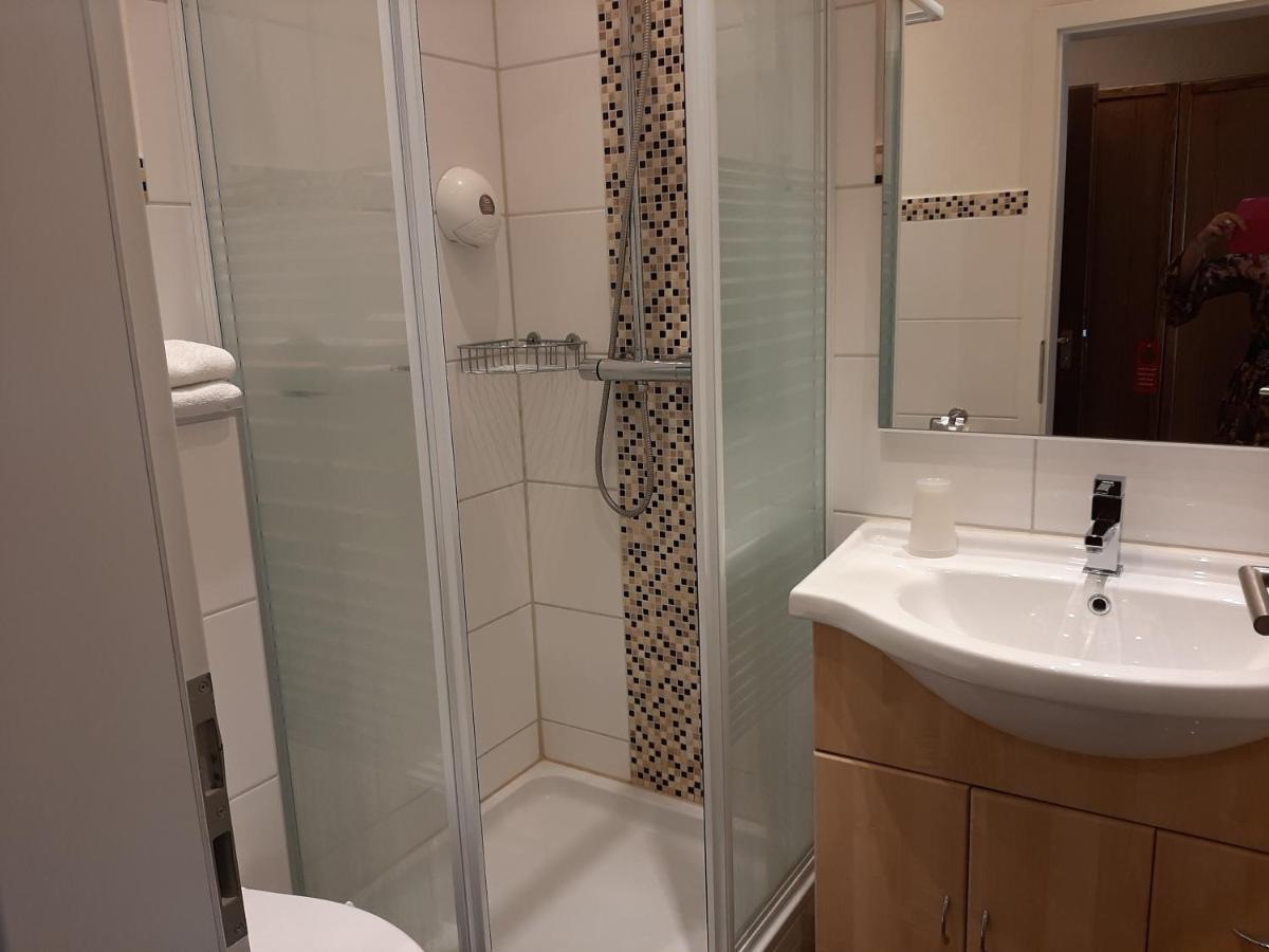 Hotel Irene Bad König Екстериор снимка